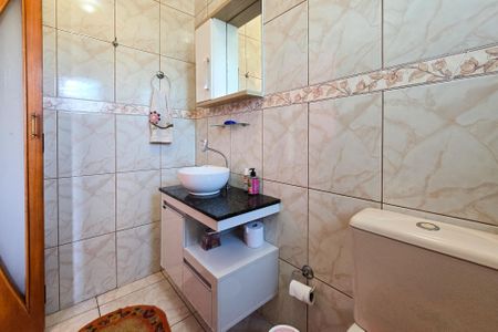 Casa à venda com 90m², 4 quartos e 2 vagasBanheiro da Suíte 4