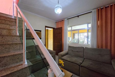Casa à venda com 90m², 4 quartos e 2 vagasSala