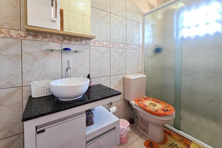 Casa à venda com 90m², 4 quartos e 2 vagasBanheiro da Suíte 4