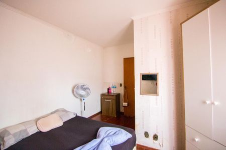 Casa para alugar com 200m², 3 quartos e 3 vagas Casa para alugar com 200m², 3 quartos e 3 vagasQuarto 2