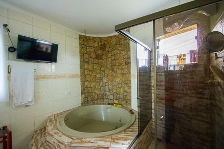 Casa para alugar com 200m², 3 quartos e 3 vagas Casa para alugar com 200m², 3 quartos e 3 vagasBanheiro da Suíte