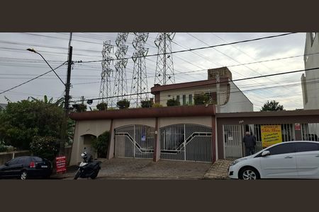 Casa para alugar com 200m², 3 quartos e 3 vagas Casa para alugar com 200m², 3 quartos e 3 vagasFachada/Placa