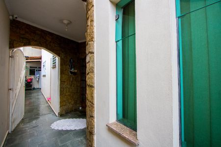 Casa para alugar com 200m², 3 quartos e 3 vagas Casa para alugar com 200m², 3 quartos e 3 vagasCorredor