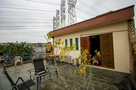 Casa para alugar com 200m², 3 quartos e 3 vagas Casa para alugar com 200m², 3 quartos e 3 vagasVaranda da Suíte