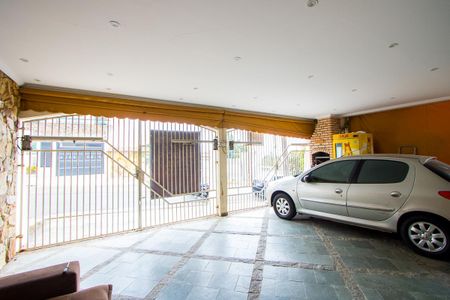 Casa para alugar com 200m², 3 quartos e 3 vagas Casa para alugar com 200m², 3 quartos e 3 vagasGaragem