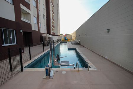 Apartamento para alugar com 49m², 2 quartos e 1 vaga Apartamento para alugar com 49m², 2 quartos e 1 vagaÁrea comum - Piscina
