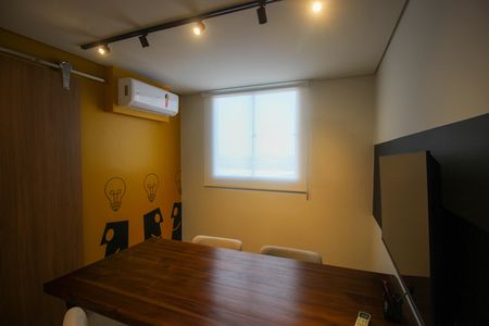 Apartamento para alugar com 49m², 2 quartos e 1 vaga Apartamento para alugar com 49m², 2 quartos e 1 vagaCoworking