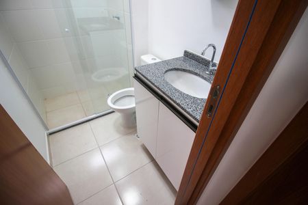 Apartamento para alugar com 49m², 2 quartos e 1 vaga Apartamento para alugar com 49m², 2 quartos e 1 vagaBanheiro