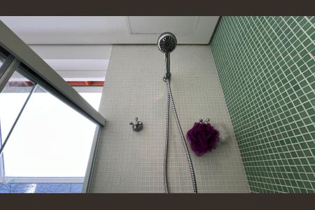 Casa à venda com 160m², 3 quartos e 3 vagas Casa à venda com 160m², 3 quartos e 3 vagasBanheiro da Suíte 1