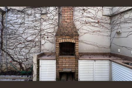 Casa à venda com 160m², 3 quartos e 3 vagas Casa à venda com 160m², 3 quartos e 3 vagasChurrasqueira