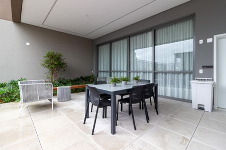 Apartamento à venda com 77m², 2 quartos e 1 vaga Apartamento à venda com 77m², 2 quartos e 1 vagaÁrea comum - Lounge (Externo)