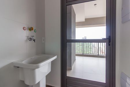 Apartamento à venda com 77m², 2 quartos e 1 vaga Apartamento à venda com 77m², 2 quartos e 1 vagaÁrea de Serviço