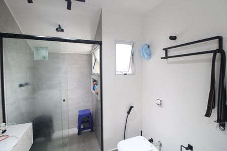 Casa à venda com 400m², 3 quartos e 3 vagasBanheiro Suíte 2