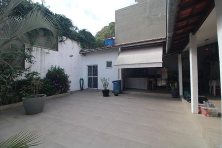 Casa à venda com 400m², 3 quartos e 3 vagasÁrea comum