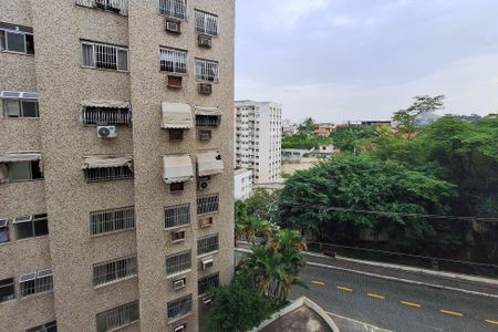 Apartamento à venda com 60m², 2 quartos e 1 vagaQuarto 1 Vista 