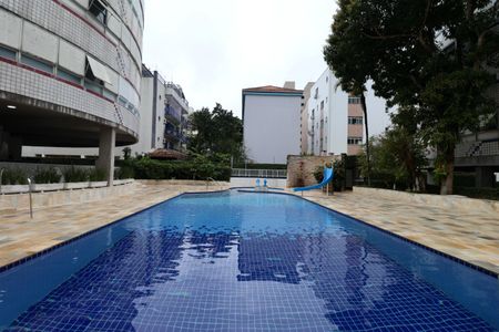 Apartamento para alugar com 60m², 2 quartos e sem vaga Apartamento para alugar com 60m², 2 quartos e sem vagaÁrea comum - Piscina