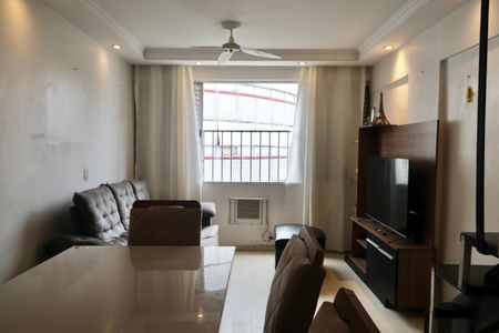 Sala de apartamento para alugar com 2 quartos, 60m² em Jardim Las Palmas, Guarujá