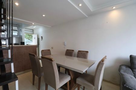 Apartamento para alugar com 60m², 2 quartos e sem vaga Apartamento para alugar com 60m², 2 quartos e sem vagaSala