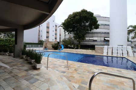 Apartamento para alugar com 60m², 2 quartos e sem vaga Apartamento para alugar com 60m², 2 quartos e sem vagaÁrea comum - Piscina