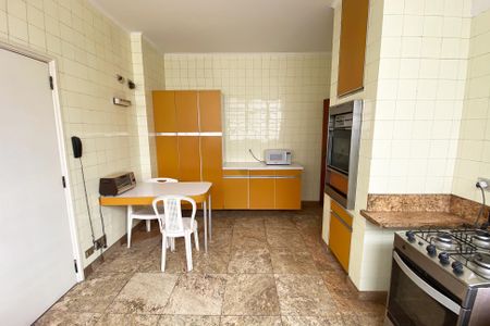 Apartamento à venda com 370m², 4 quartos e 4 vagasCozinha