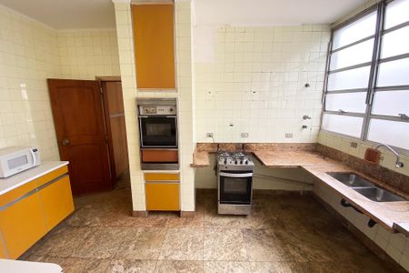 Apartamento à venda com 370m², 4 quartos e 4 vagasCozinha