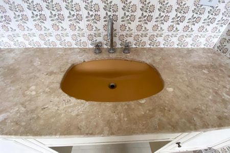 Apartamento à venda com 370m², 4 quartos e 4 vagasBanheiro da Suíte 1