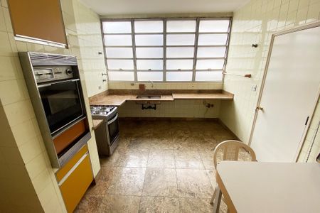 Apartamento à venda com 370m², 4 quartos e 4 vagasCozinha