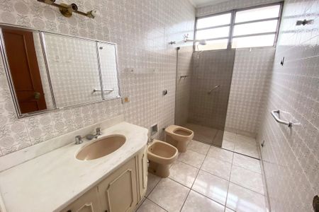 Apartamento à venda com 370m², 4 quartos e 4 vagasBanheiro
