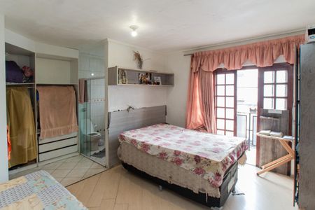 Casa à venda com 150m², 3 quartos e 2 vagasSuíte