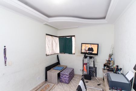 Casa à venda com 150m², 3 quartos e 2 vagasSala