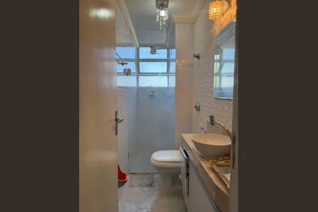 Banheiro de apartamento à venda com 2 quartos, 66m² em Santa Rosa, Belo Horizonte