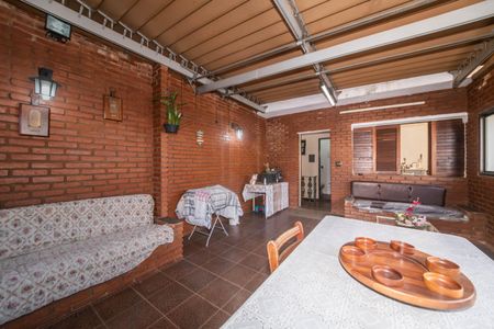 Casa para alugar com 140m², 3 quartos e 1 vagaÁrea Gourmet