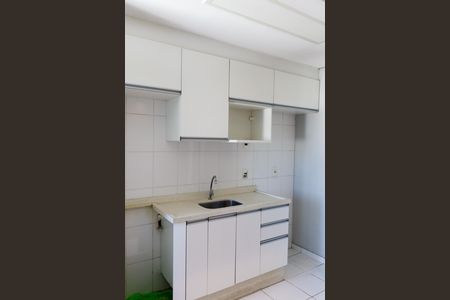 Cozinha de apartamento para alugar com 3 quartos, 64m² em Jardim Sao Pedro, Osasco