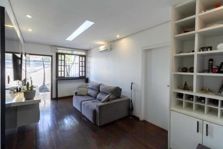 Sala de casa à venda com 3 quartos, 180m² em Paquetá, Belo Horizonte