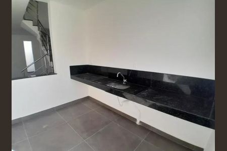 Cozinha de casa à venda com 3 quartos, 190m² em Santa Branca, Belo Horizonte