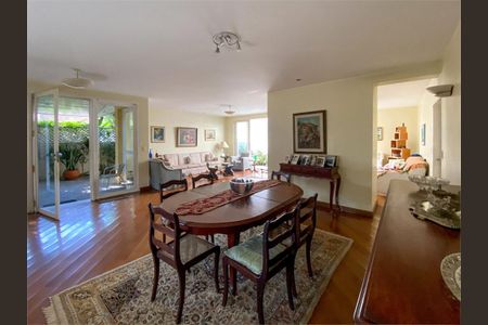 Casa de Condomínio à venda com 5 quartos, 338m² em Vila Elvira, São Paulo