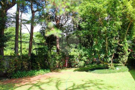 Casa à venda com 751m², 3 quartos e 10 vagas