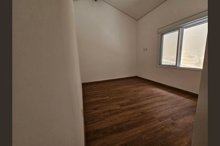 Casa de condomínio à venda com 250m², 3 quartos e 6 vagas Casa de condomínio à venda com 250m², 3 quartos e 6 vagasSuíte 1