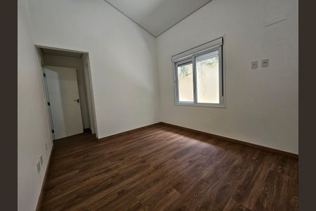 Casa de condomínio à venda com 250m², 3 quartos e 6 vagas Casa de condomínio à venda com 250m², 3 quartos e 6 vagasSuíte 2