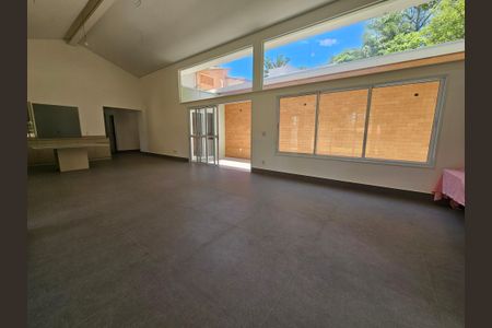 Sala de casa de condomínio à venda com 3 quartos, 250m² em Chácara das Paineiras, São Paulo