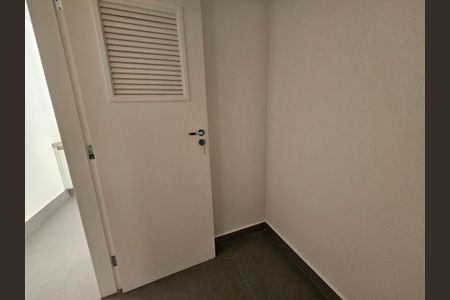 Casa de condomínio à venda com 250m², 3 quartos e 6 vagas Casa de condomínio à venda com 250m², 3 quartos e 6 vagasDespensa