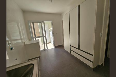 Casa de condomínio à venda com 250m², 3 quartos e 6 vagas Casa de condomínio à venda com 250m², 3 quartos e 6 vagasÁrea de Serviço