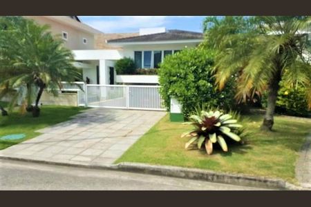 Casa à venda com 4 quartos, 660m² em Recreio dos Bandeirantes, Rio de Janeiro