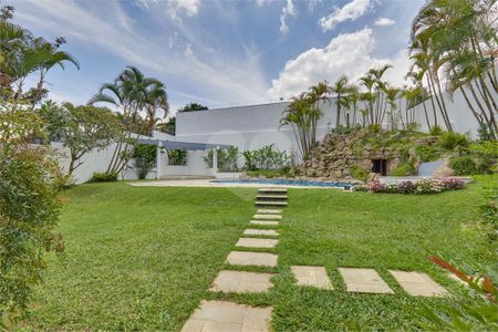 Casa à venda com 468m², 4 quartos e 6 vagas