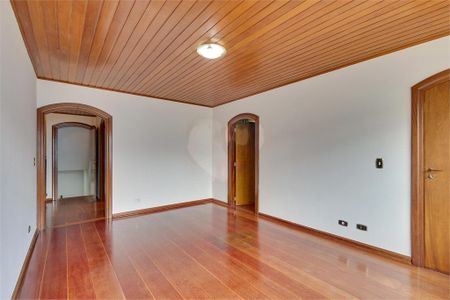 Casa à venda com 4 quartos, 468m² em Interlagos, São Paulo