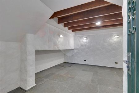 Casa à venda com 468m², 4 quartos e 6 vagas