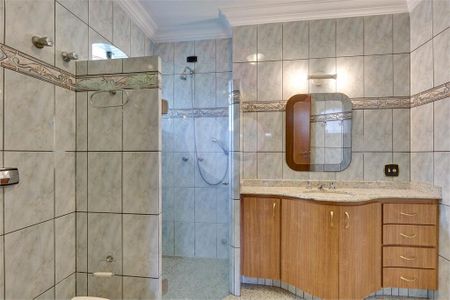 Casa à venda com 468m², 4 quartos e 6 vagas