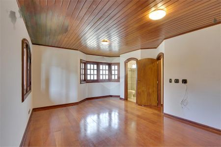 Casa à venda com 4 quartos, 468m² em Interlagos, São Paulo