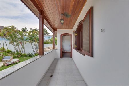 Casa à venda com 468m², 4 quartos e 6 vagas