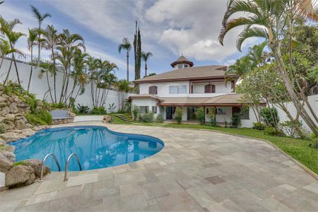 Casa à venda com 468m², 4 quartos e 6 vagas